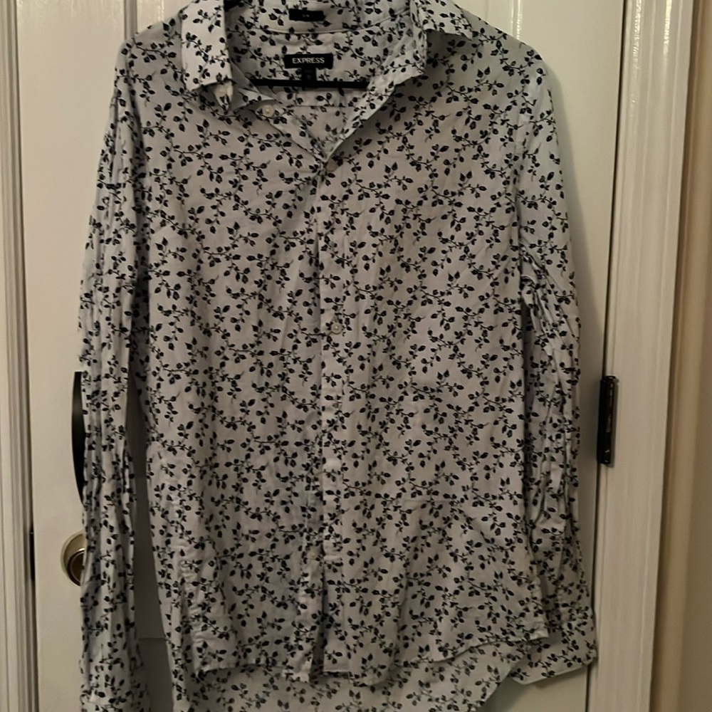 White dress shirt with blue flowers. High quality dress/drinks shirt.
